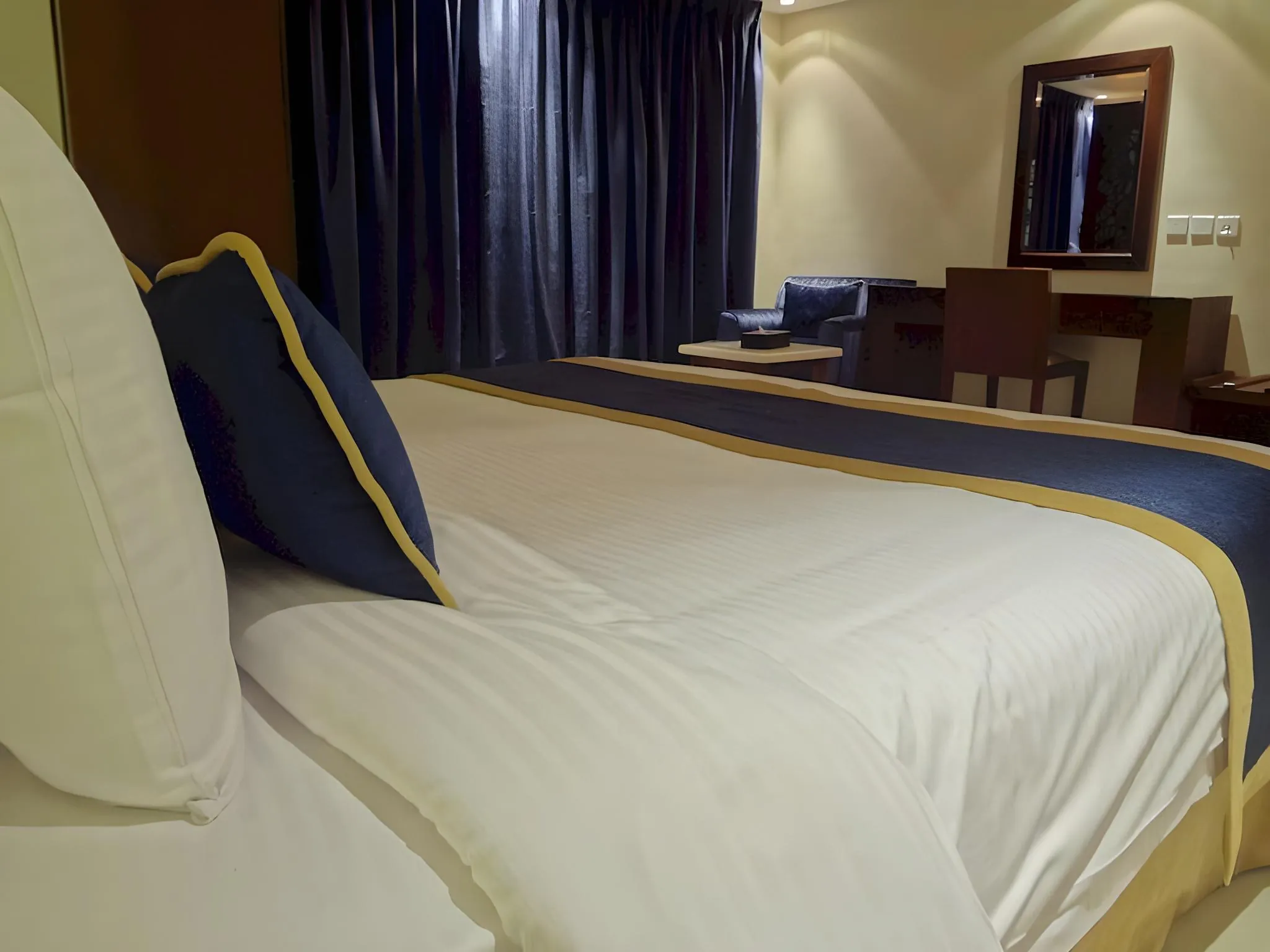 Almuhaidb Alolaya Suites