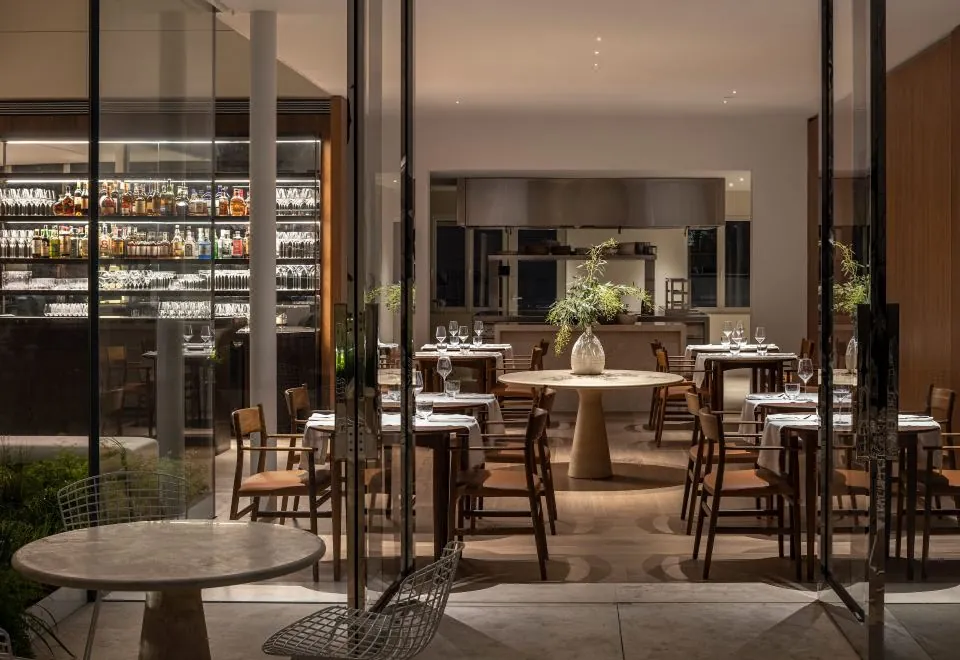 R48 Hotel and Garden