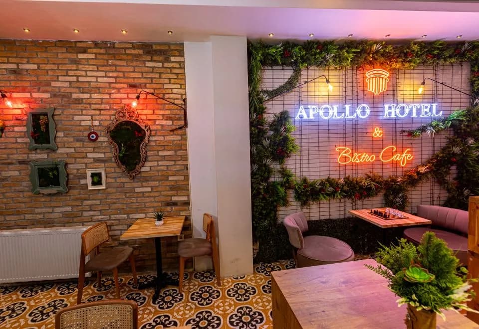APOLLO HOTEL & APARTMENtS