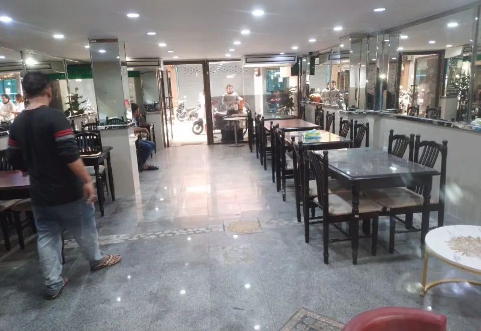 OM INN
