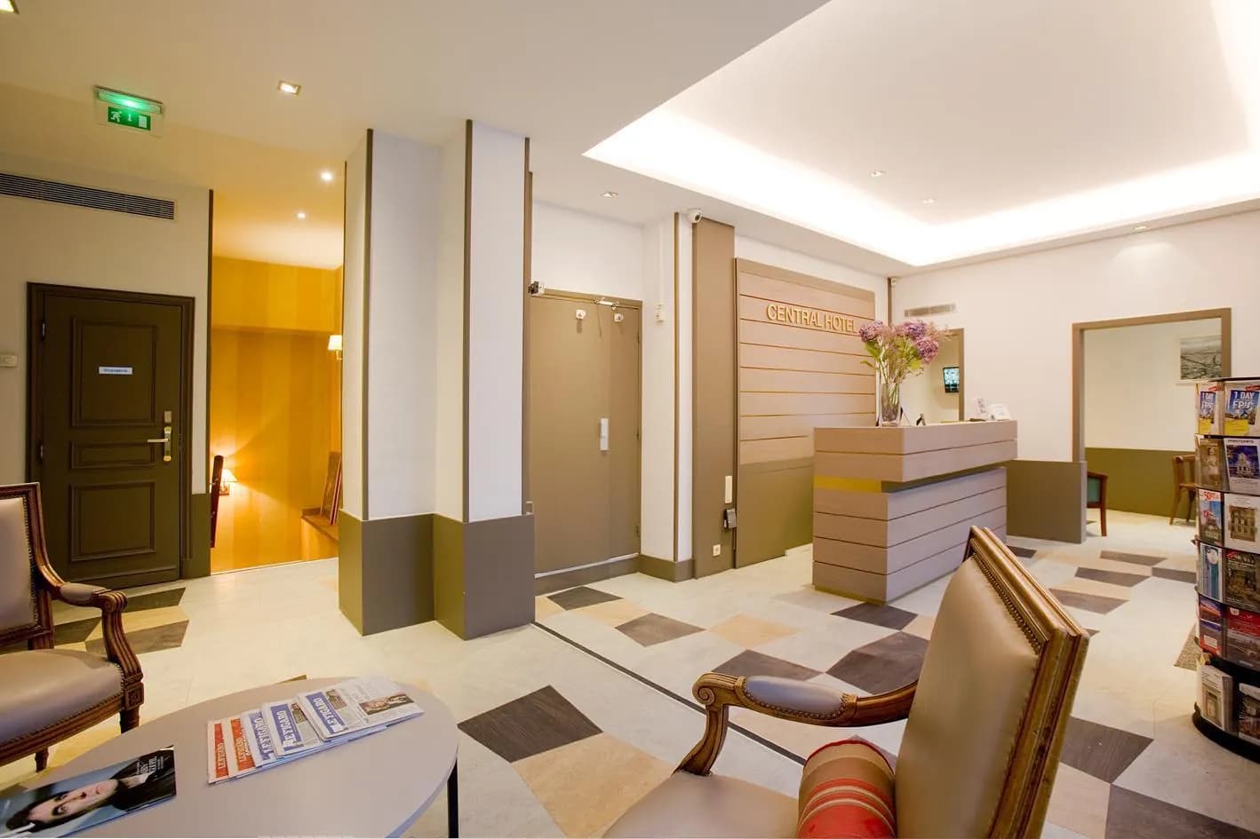Central Hotel Paris