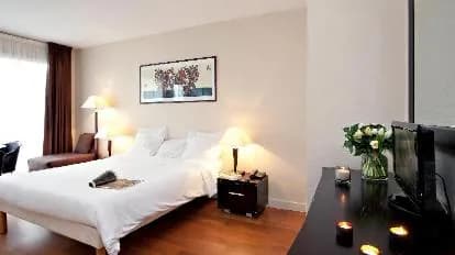 Aparthotel Adagio Access Paris Tour Eiffel St Charles