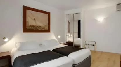 Monsieur Helder Hôtel Opéra