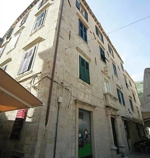 Olea Apartments and Rooms