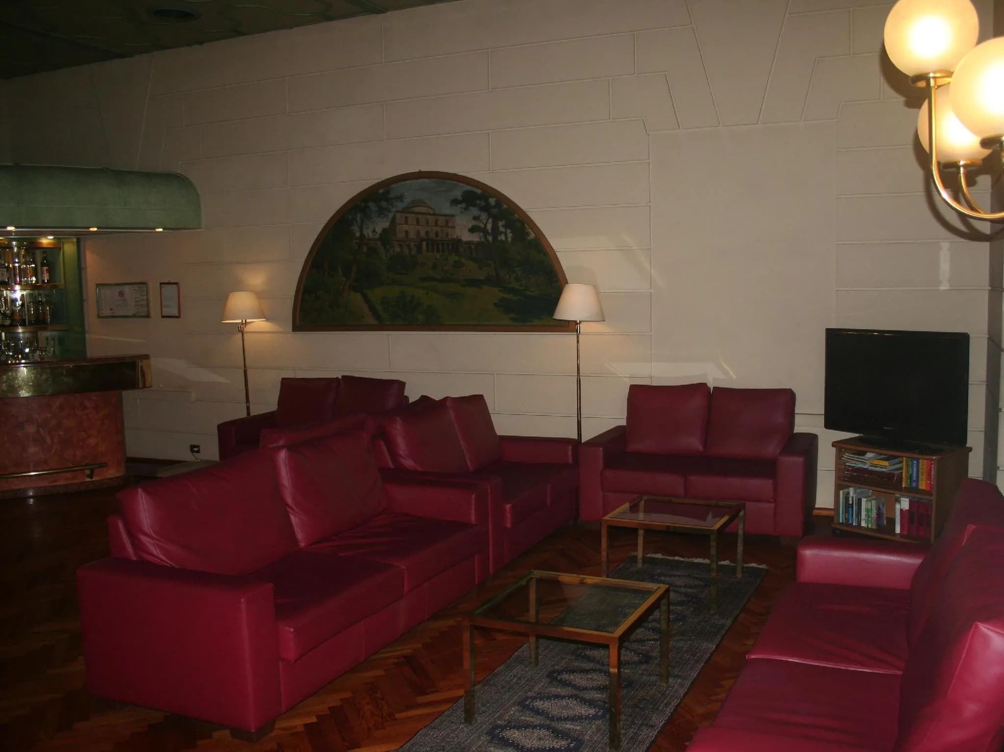 Albert Hotel
