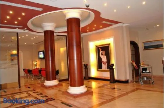 Capital O 155 Dmas Hotel