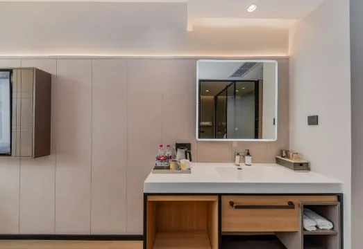 Home Selection Hotel (Shanghai Children's Medical Center Pujian Road Hotel)