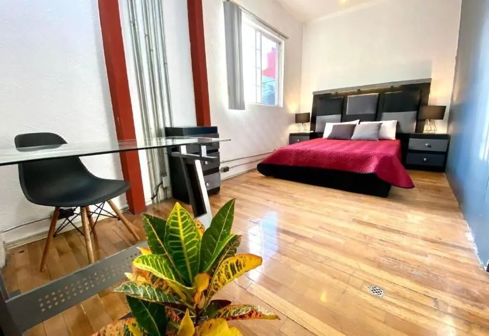 HOSTAL REFORMA