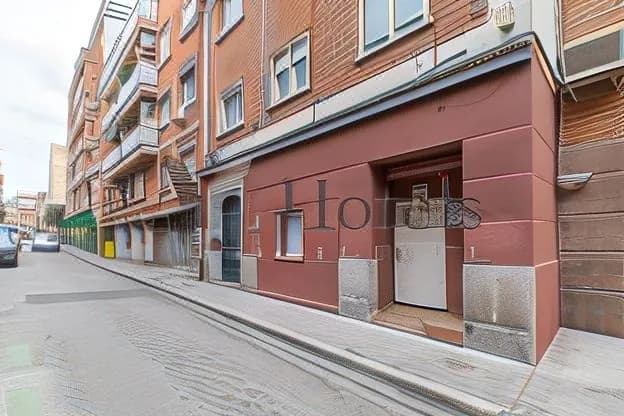 AYZ Luis Cabrera-Auto check-in property