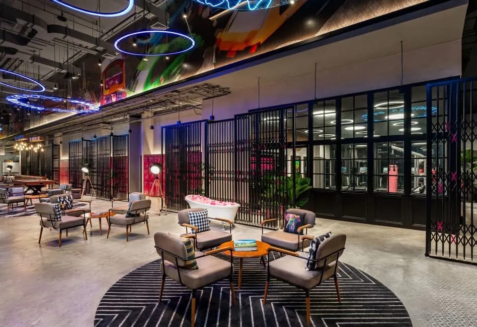 Moxy Bangkok Ratchaprasong by Marriott
