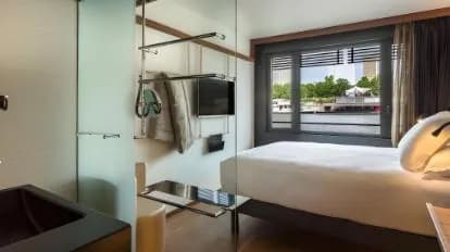 Hotel Off Paris Seine