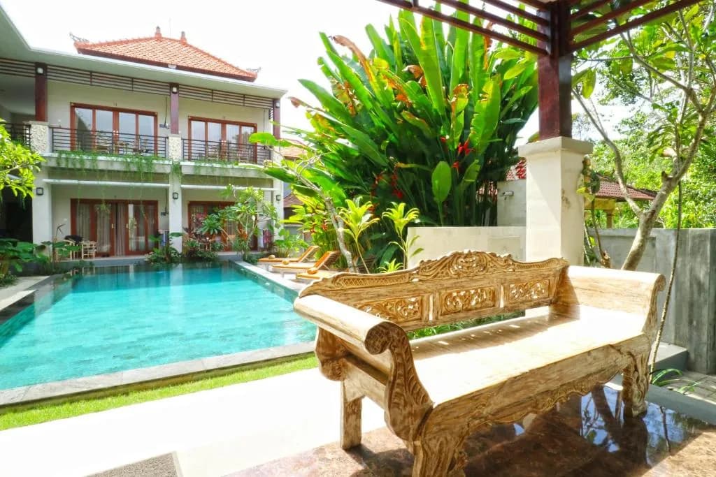 Avisara Villa and Guest House