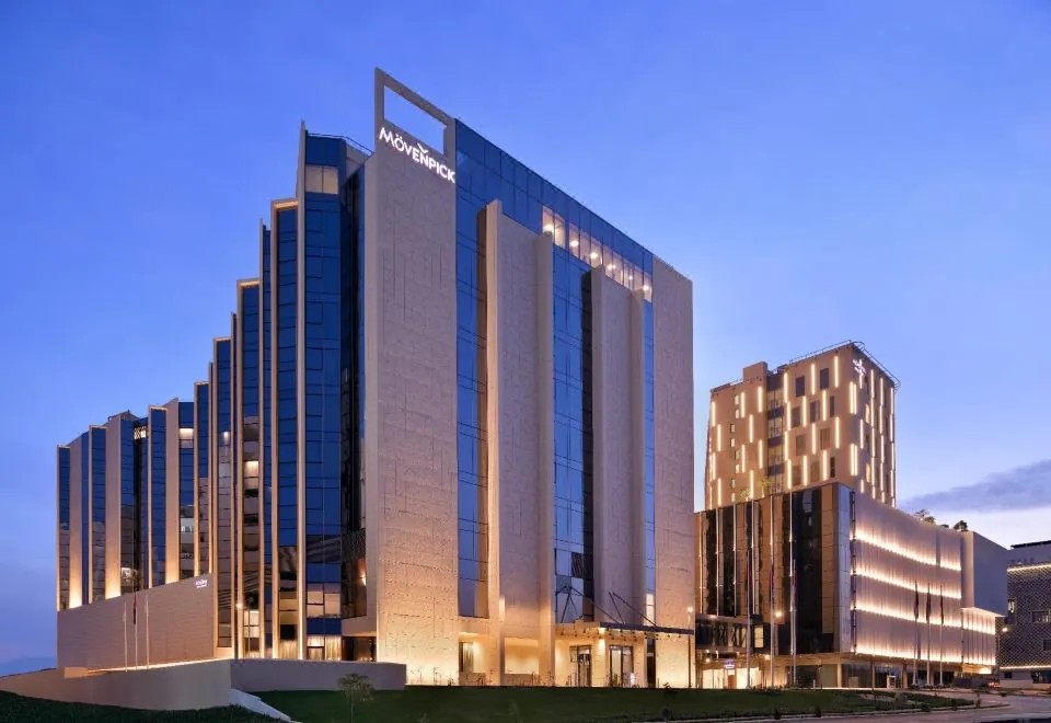 Mövenpick Hotel and Hotel Apartments Ghala Muscat