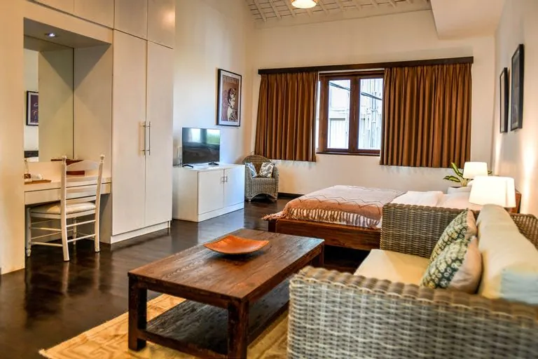 Melo Suites Hotel