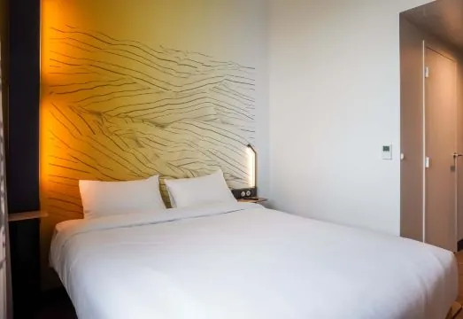 B&B HOTEL Paris Porte d'Orleans