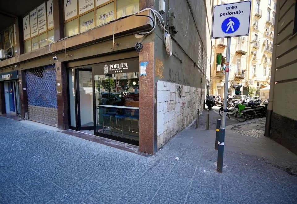 POETICA BOUTIQUE SKY HOTEL