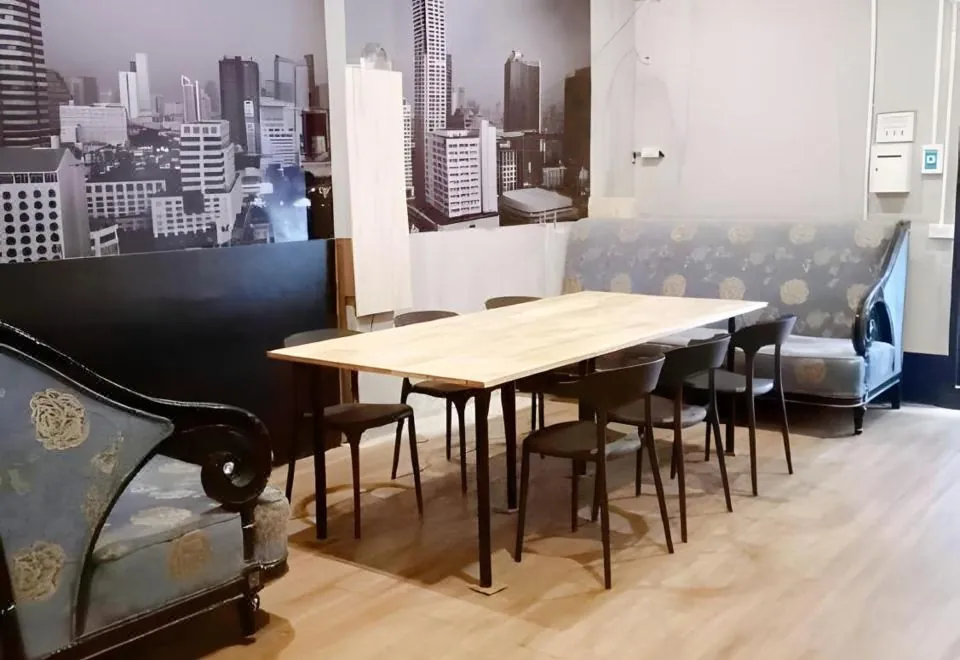 GO INN Silom - BTS Saint Louis