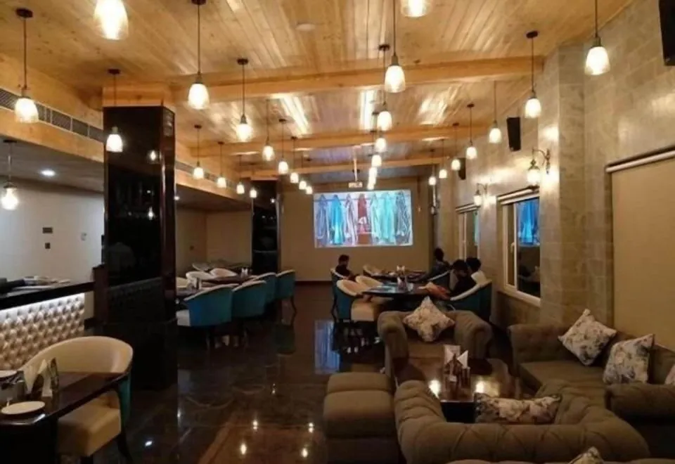Hotel Grand Maple