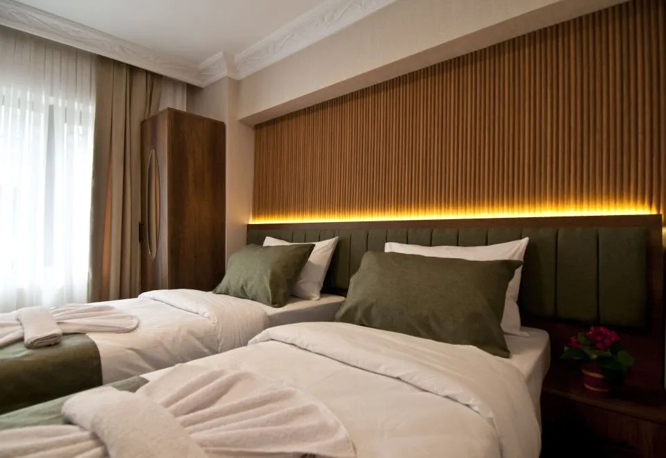 Aurora Eco Hotel