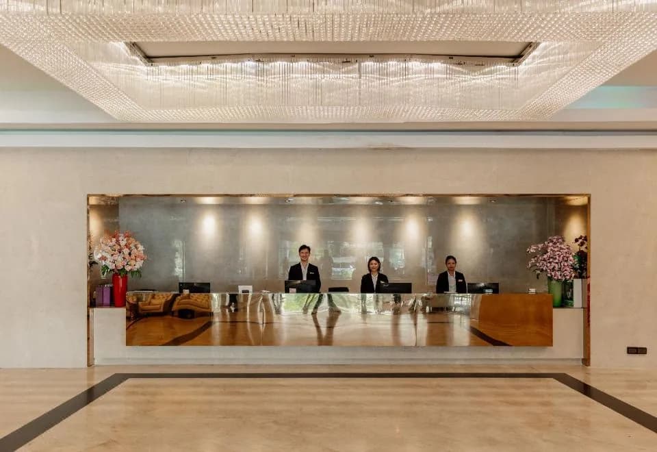 Avana Bangkok Hotel & Convention Centre