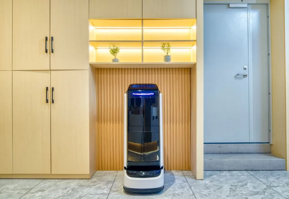 Yixuan Anlai Hotel (Shanghai Shangnan Road Chengshan Road Subway Station Store)