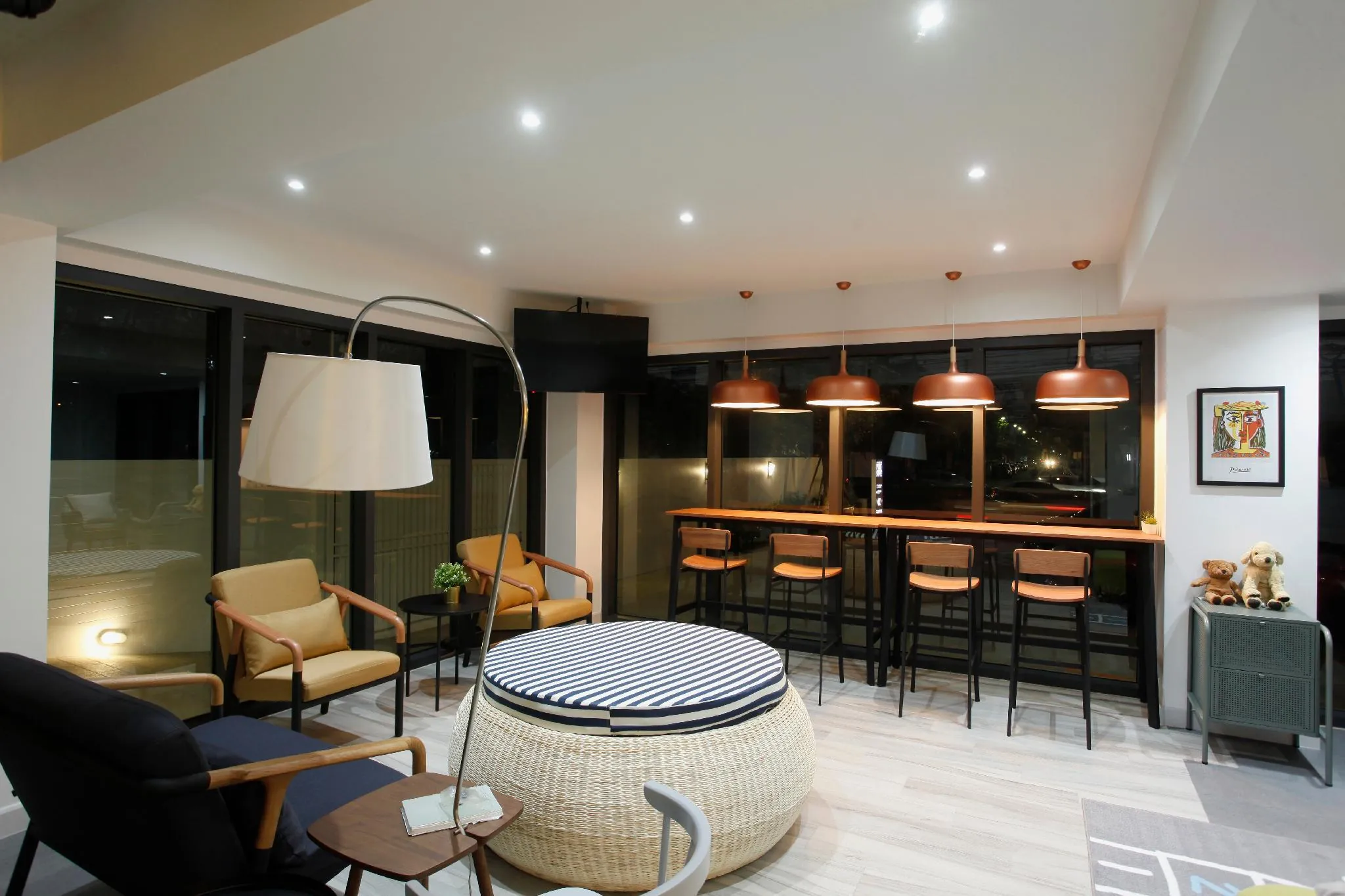 Port Canary Hotel
