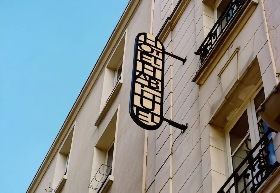 Hotel Habituel