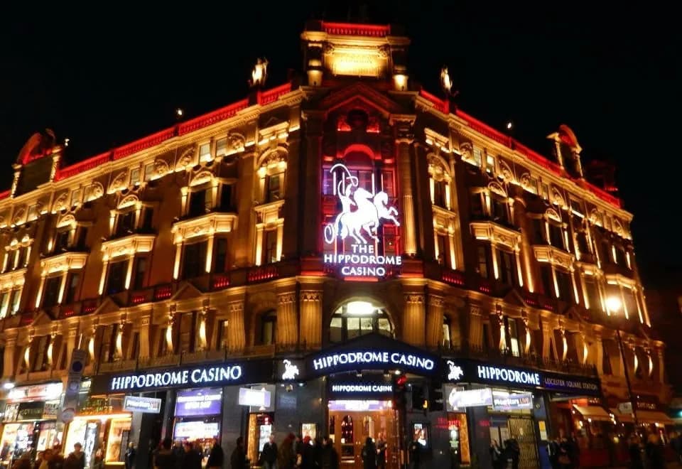 Luxurious Entire Home  Leicester Square  Covent Garden  Tottenham Court Road