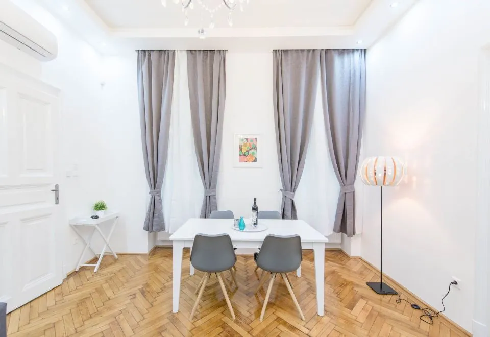 Dominik Apartment