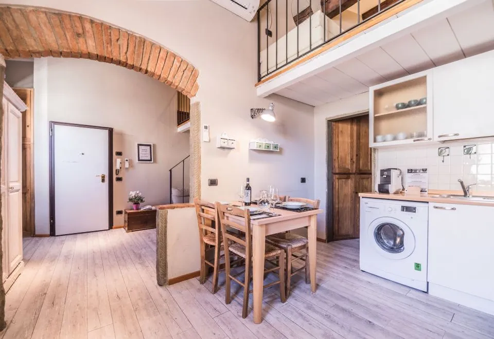 A Few Steps to The Duomo Upscale 2Bd Apt