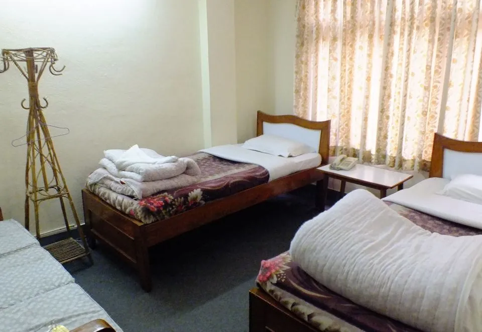 Hotel Dolphin