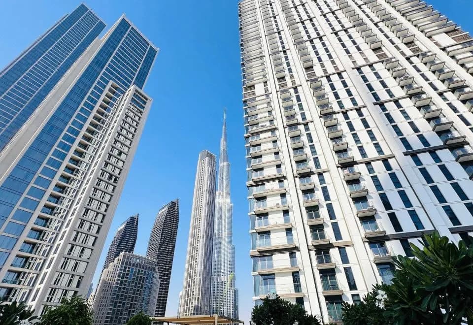 OYO 1350 Home Premium 1-Bed Apt Burj Crown