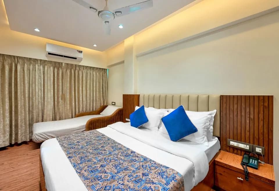 Hotel Kalpana Palace