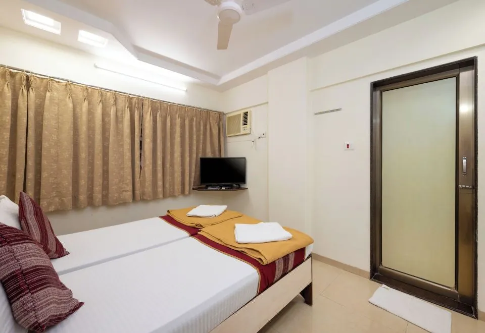 Hotel Kalpana Palace