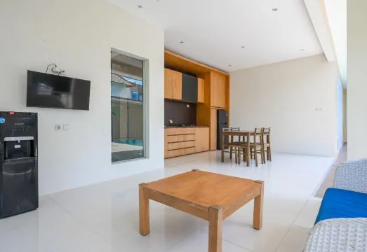 The Lavana Rainie's Villa Nusa Dua