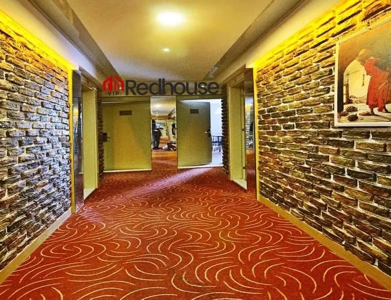 Red House VIP