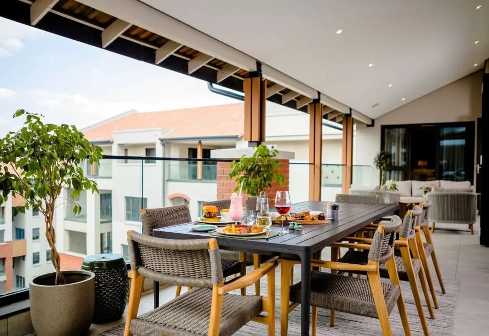 Steyn City Hotel by Saxon