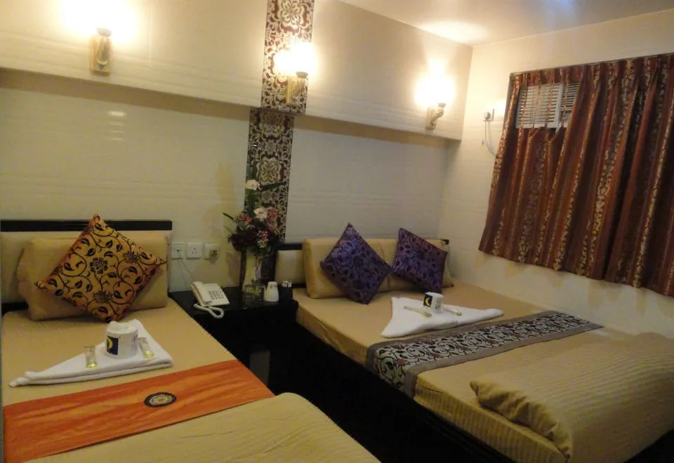Days Hostel