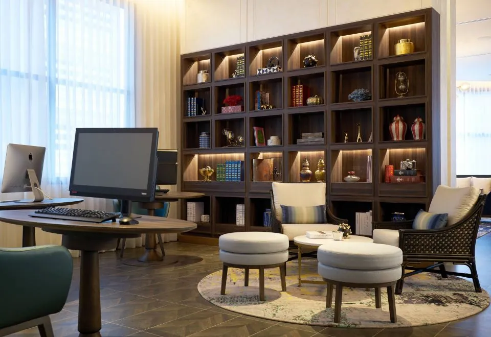 Hyatt Place Bangkok Sukhumvit 24