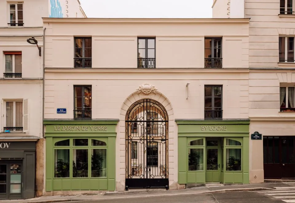Le Jardin de Verre by Locke
