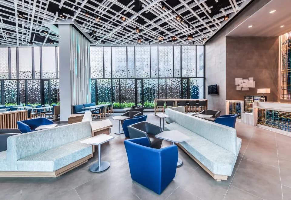 Holiday Inn Express Bangkok Soi Soonvijai, an Ihg Hotel