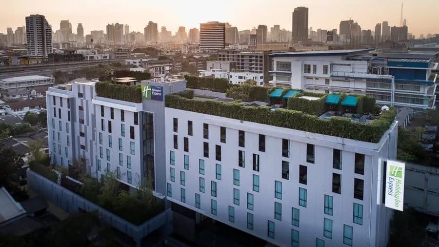 Holiday Inn Express Bangkok Soi Soonvijai, an Ihg Hotel