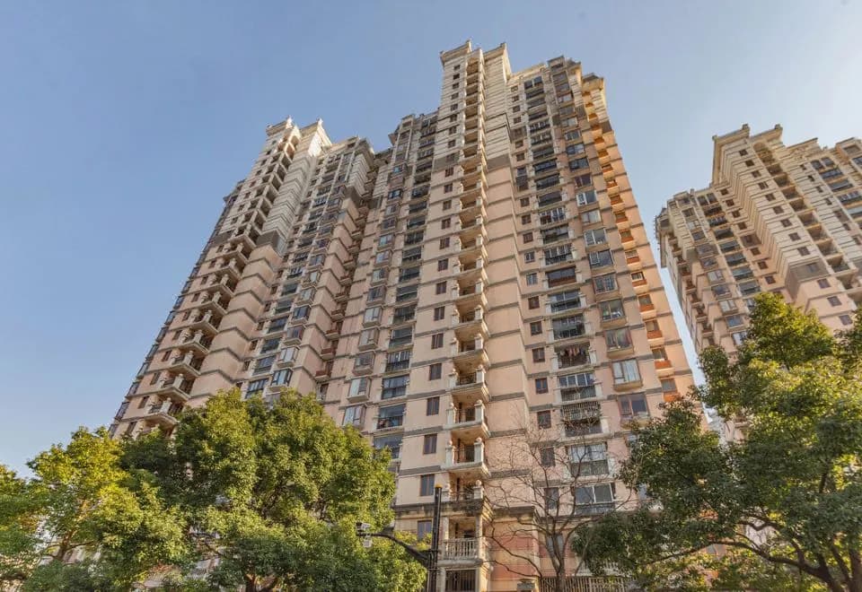 Motel 168 (Shanghai Yangpu Bridge Longchang Road Metro Station)