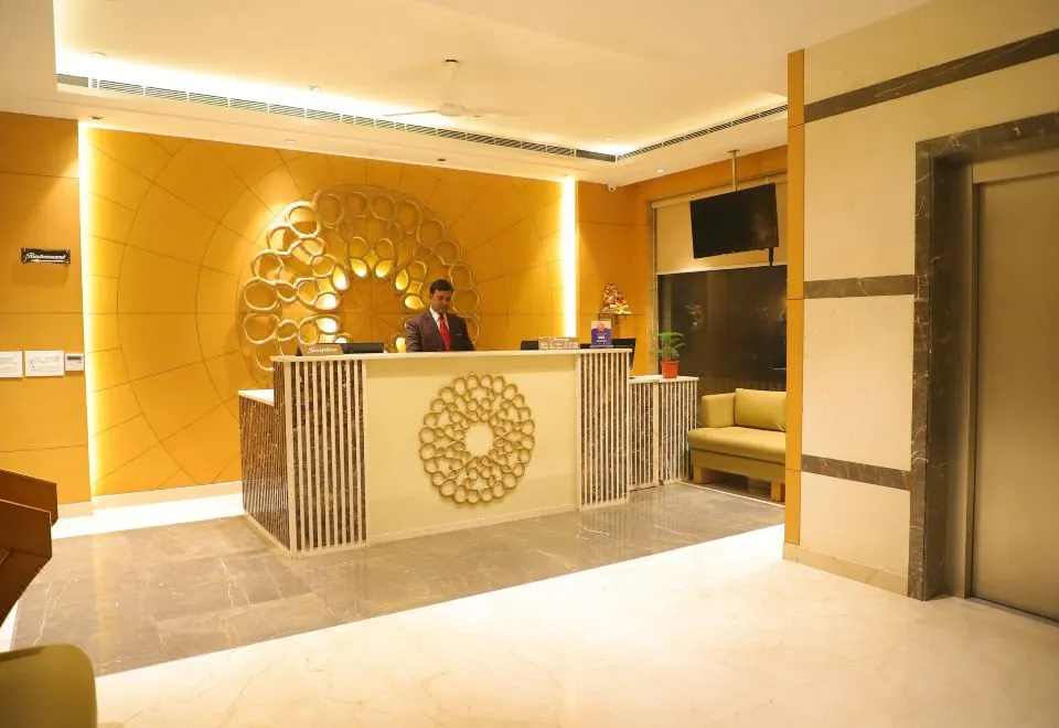 Hotel Maple Grand