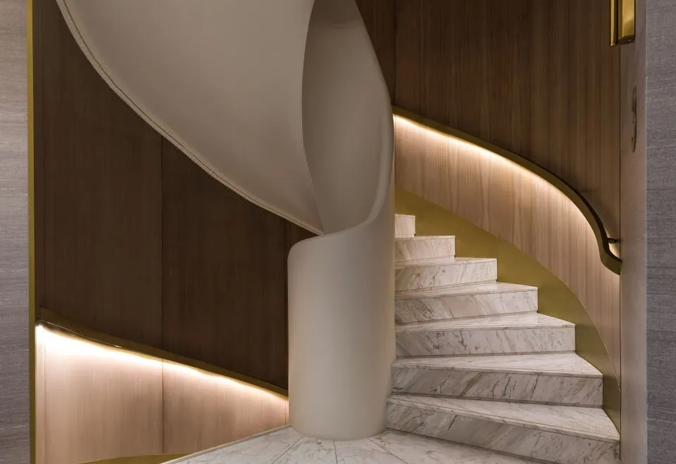 Anthology of Athens, The Leading Hotels of the World