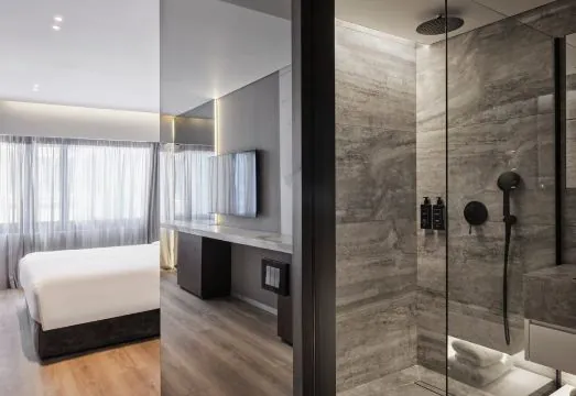 Nur Edge Aparthotel - Acropolis Skyline