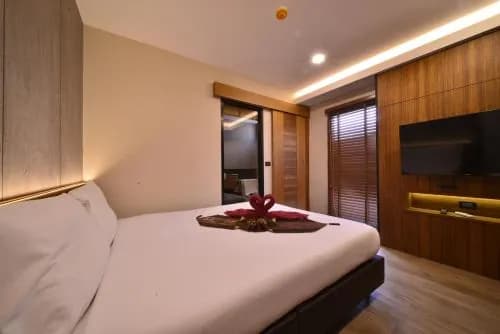 Sureena Hotel