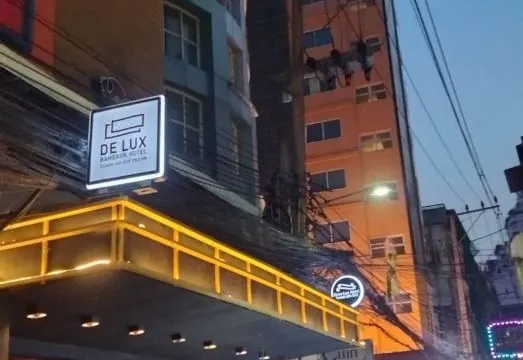 Deco Lux Hotel