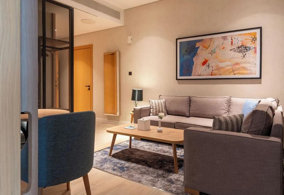 West Walk Retaj Hotel