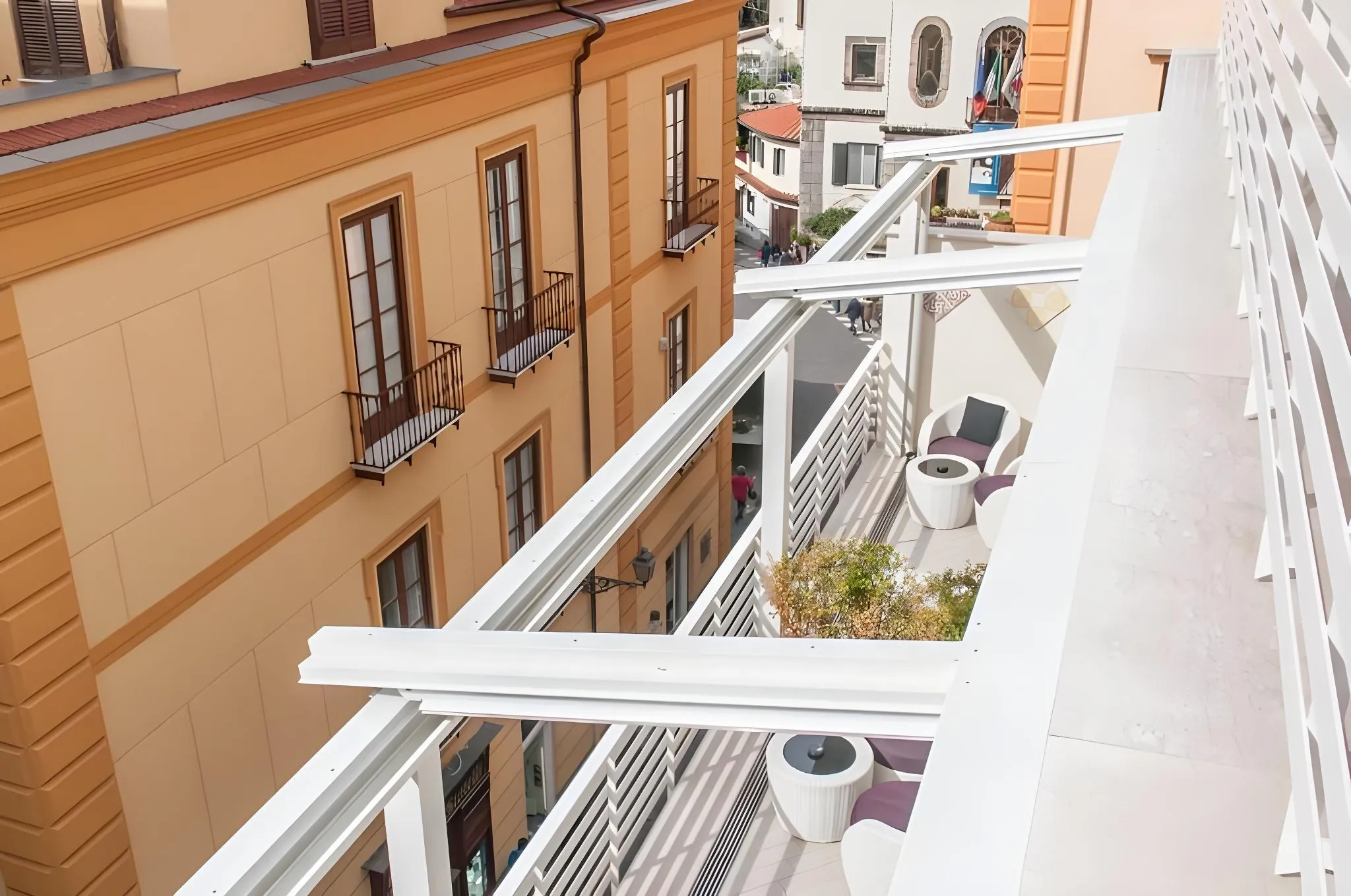 Tasso Suites